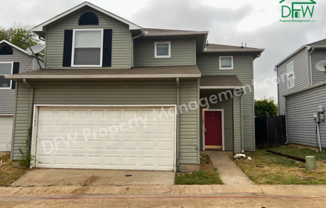 3 beds, 2.5 baths, $1,895