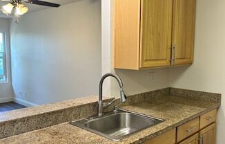 1 bed, 1 bath, $1,950, Unit 79203