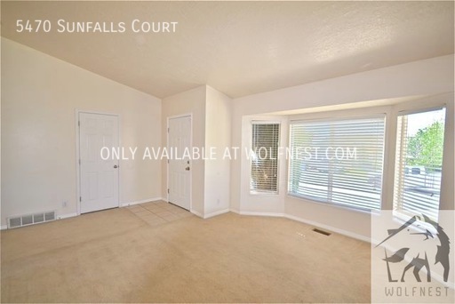 5470 SUNFALLS CT