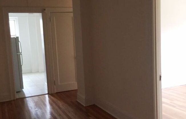 1 bed, 1 bath, 550 sqft, $1,400, Unit 306