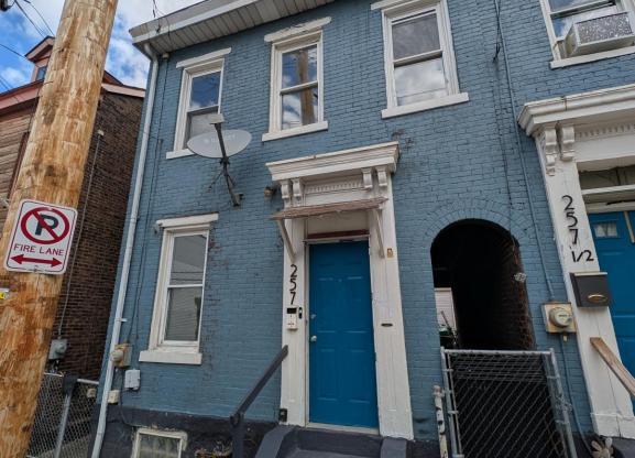 257 37 ST