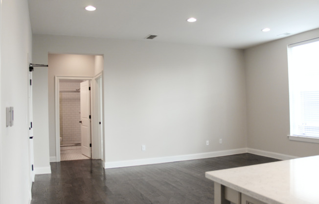 2 beds, 2 baths, 1,194 sqft, $2,695, Unit 203