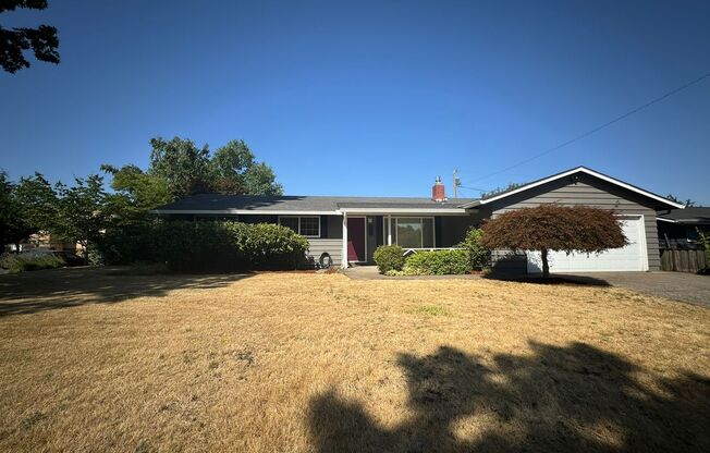 Great 4-Bedroom, 1.5-Bath Home In The River Road Area Of Eugene!