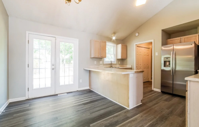 3205 FERDILAH LN