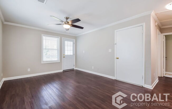 401 ANGIER AVE NE