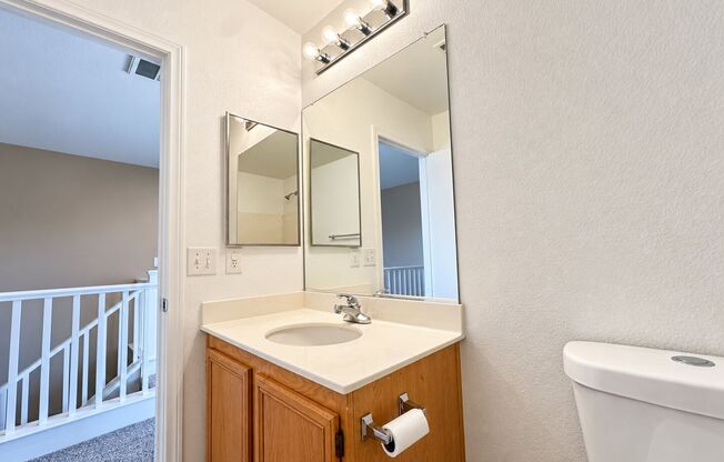3 beds, 2.5 baths, $2,250
