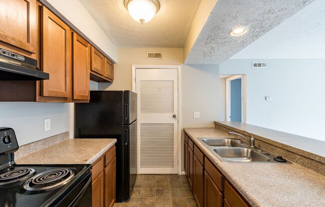 1 bed, 1 bath, 705 sqft, $895, Unit Unit 1120-09