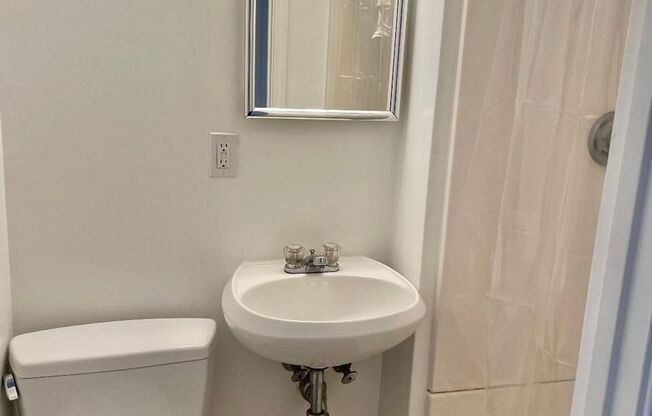 1066 Beacon St #6F Brookline MA 02446