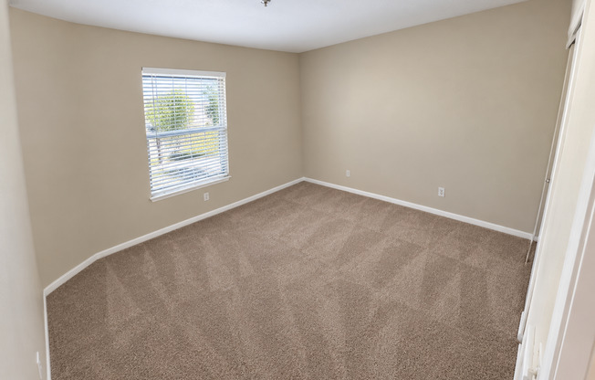 2 beds, 2 baths, $2,100, Unit 23