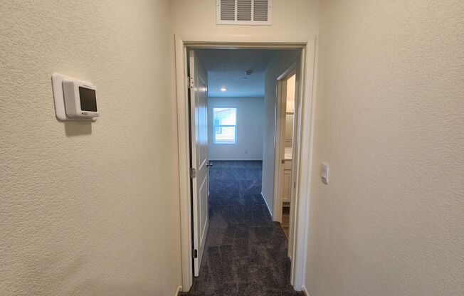 3 beds, 2.5 baths, $1,895, Unit UNIT 87