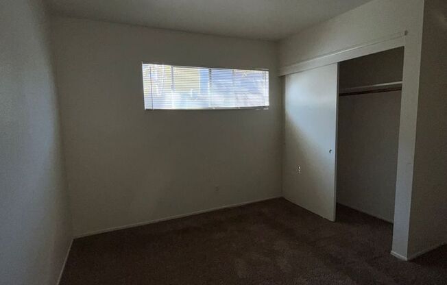 2 beds, 1 bath, $1,050, Unit 311-3