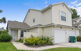 Available June! - Cozy 2/2 Villa in Naples - FURNISHED OR UNFURNISHED