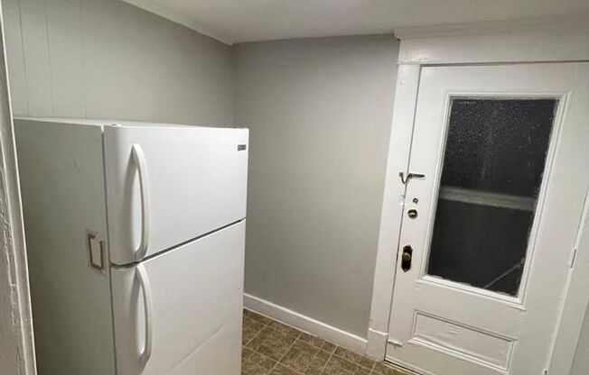 1 bed, 1 bath, 750 sqft, $850, Unit 2