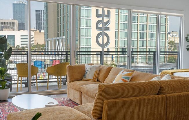 1 bed, 1 bath, $1,749, Unit 512