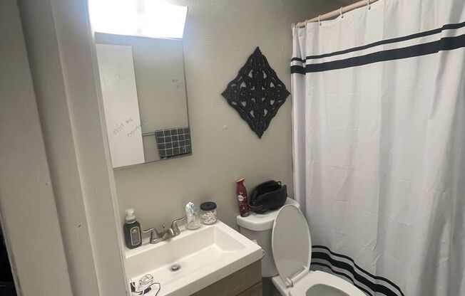 Locust Hill Apartments