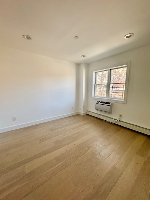 20 TERRACE PL