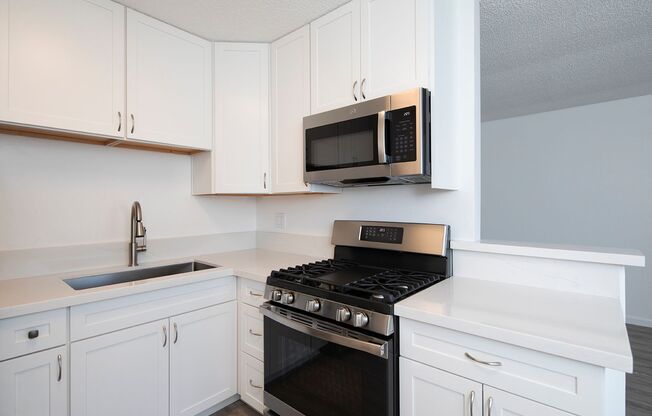 1 bed, 1 bath, $1,845, Unit 15