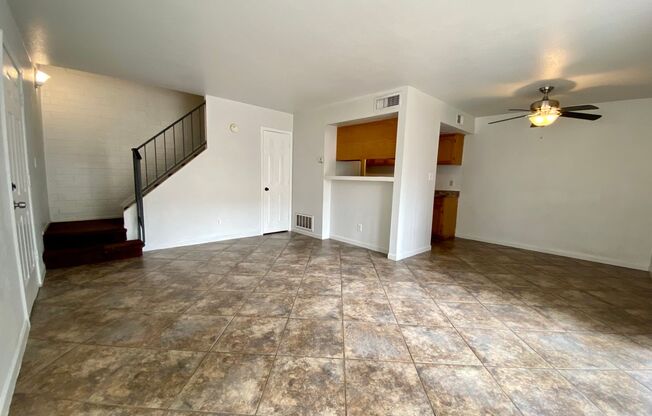 3 Bedroom 1 Bathroom in Hallcraft Villas