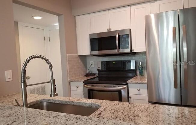 1 Bedroom, 1 1/2 Bath Loft condo at 5101 Eaglesmere Drive, Unit B03, Orlando, FL 32819