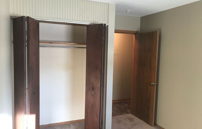 1 bed, 1 bath, 600 sqft, $949, Unit 15