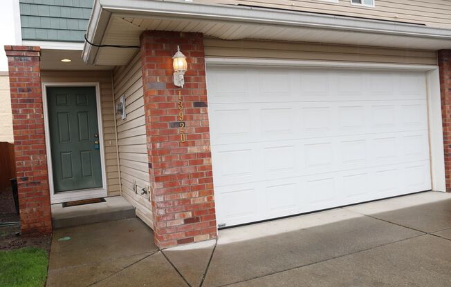 Spacious Salmon Creek Townhome for Lease - 13920 NE 7th Ct.