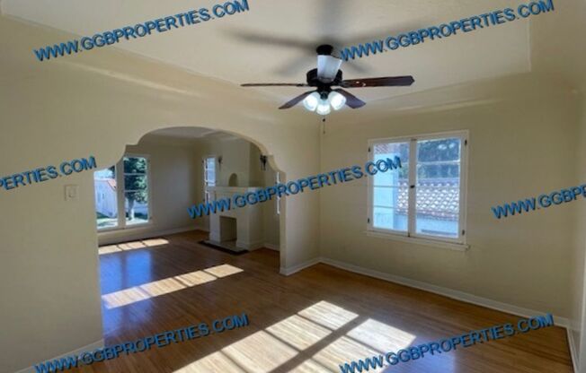 2209 2211 Eucalyptus Ave