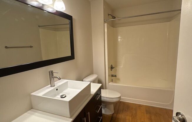 3 beds, 2 baths, 1,673 sqft, $2,020, Unit S322