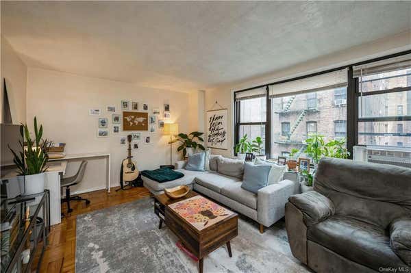 1 bed, 1 bath, 800 sqft, $2,100, Unit 3A