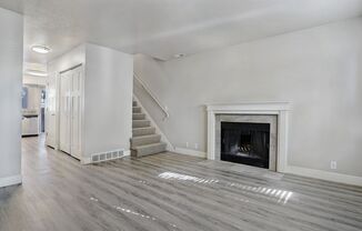 2 beds, 1.5 baths, 1,100 sqft, $1,795, Unit 033