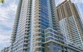 2 beds, 2 baths, $4,300, Unit Unit 2401