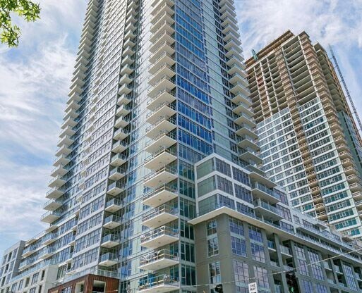 2 beds, 2 baths, $4,300, Unit Unit 2401
