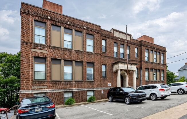 *** North Hills Apartments for rent * Pet Friendly * Central A/C * Spacious * Available Now ***