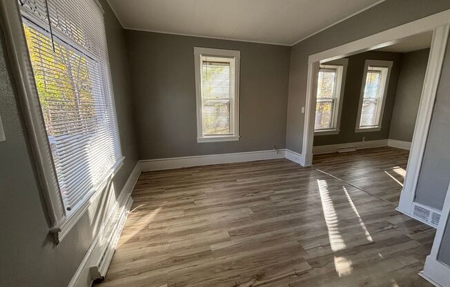 2709 Aldrich Avenue North