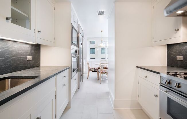 3 beds, 4.5 baths, 2,503 sqft, $35,000, Unit 16D