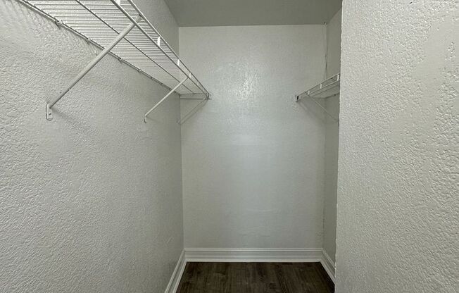 2 beds, 2 baths, 900 sqft, $1,995, Unit 302