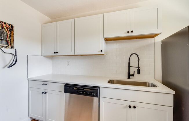 FULLY RENOVATED duplex in East Ridge!