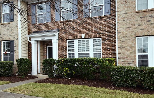 8204 Viewpoint Lane Professionally Managed by Select Real Estate