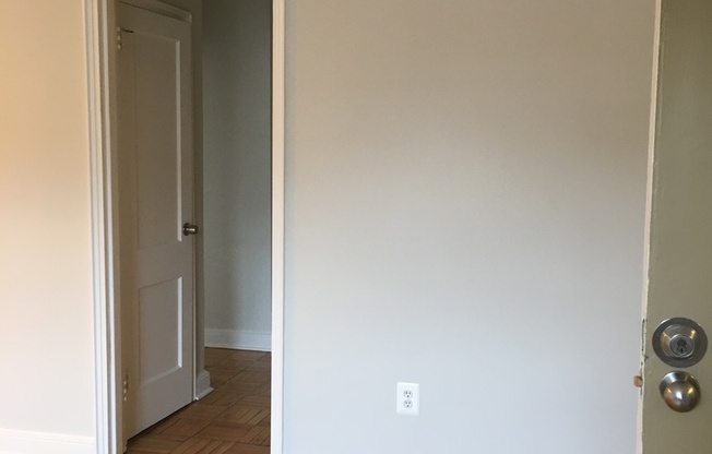 1 bed, 1 bath, 700 sqft, $1,750, Unit 203