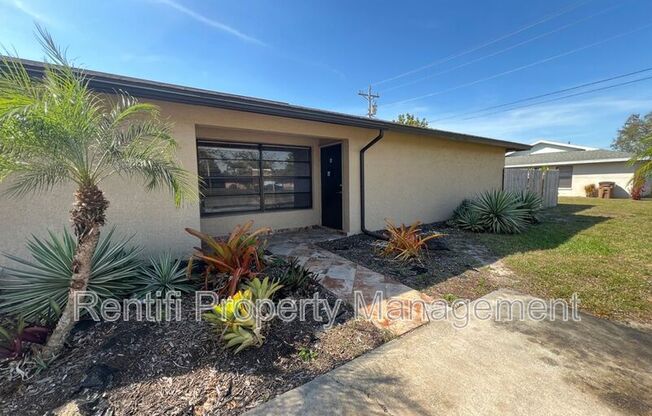 2333 SE 6 LN