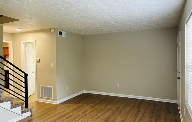 2 beds, 1.5 baths, 1,200 sqft, $1,350, Unit 513 Toombs St Unit 06