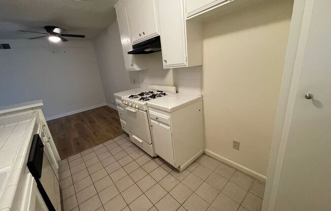 2 beds, 2 baths, $2,795, Unit 12