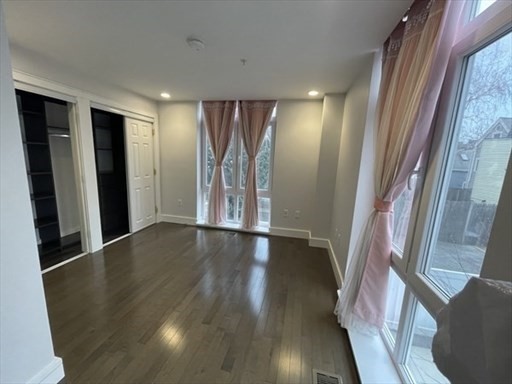 2 beds, 1.5 baths, 1,125 sqft, $4,100, Unit 101