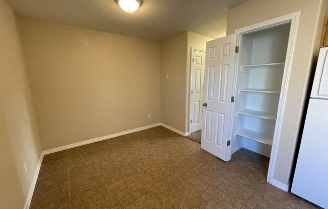 2 beds, 1.5 baths, $1,200