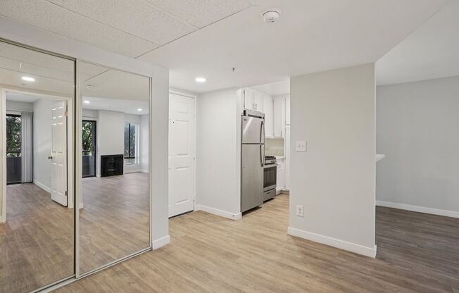 1 bed, 1 bath, 700 sqft, $1,648, Unit 107