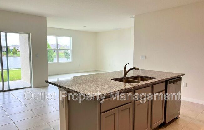 2877 SUNRIDGE LOOP