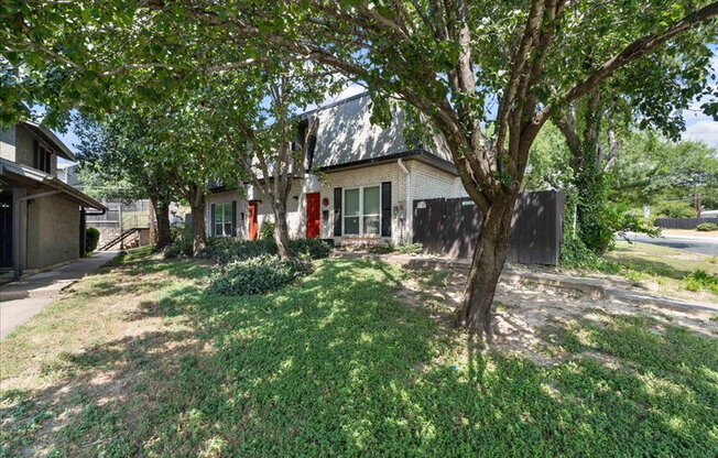 1703 CORONADO HLS