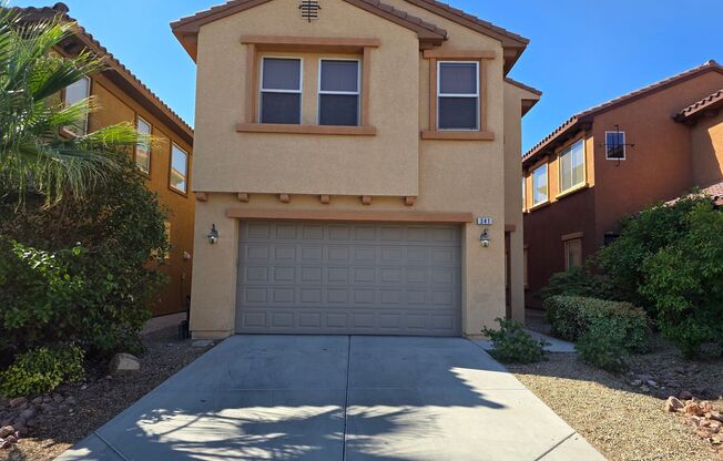 Rhodes Ranch 3 Bedroom Home With Solar Panels