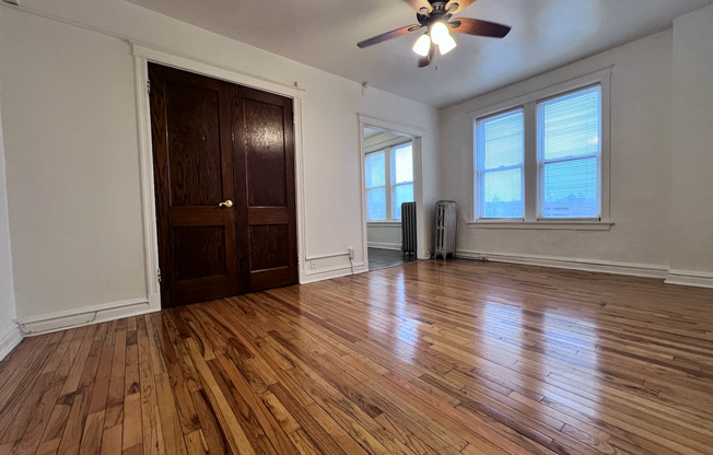 Studio, 1 bath, 400 sqft, $865, Unit 304
