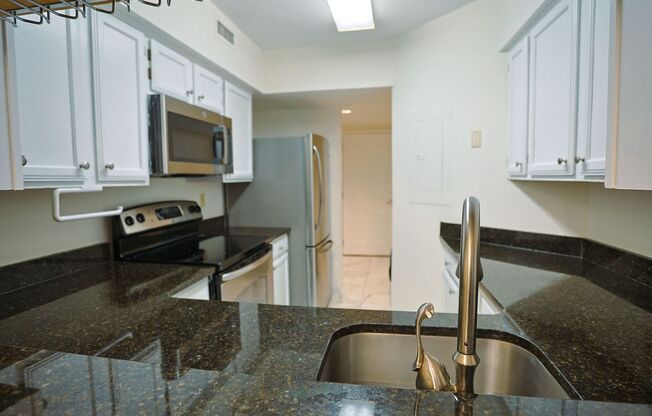 Welcome to your centrally located place to call home in Clarendon!