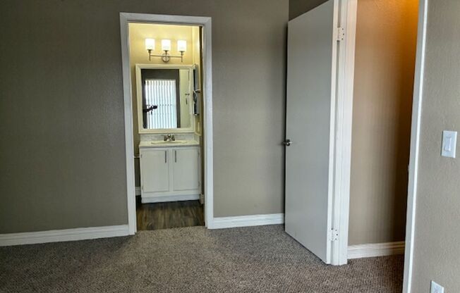 2 beds, 2 baths, 997 sqft, $1,500, Unit MA 222